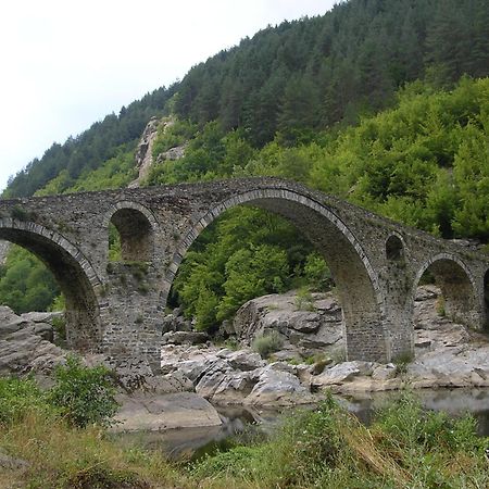 Семеен Хотел Кристал Smolyan Buitenkant foto