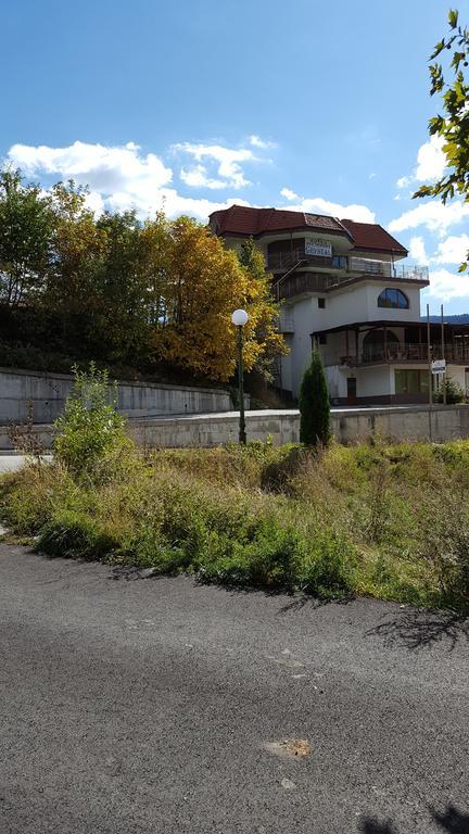 Семеен Хотел Кристал Smolyan Buitenkant foto